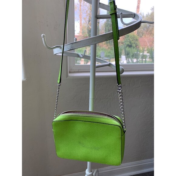Michael Kors Green Saffiano Leather Crossbody Bag 9"x6"x2" GUC 8779 - Picture 8 of 11